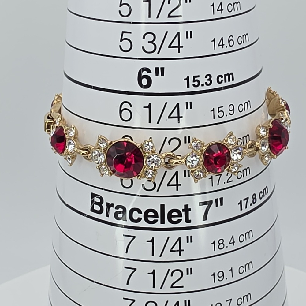 New!‎ GIVENCHY SWAROVSKI Bracelet Red & Clear Crystals Gold Plate 6.5" Signed - Picture 15 of 16